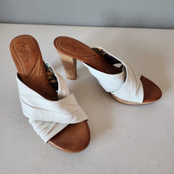 Naya Heeled Sandals "NEW" - Picture 8 of 15